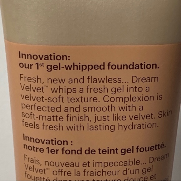 1 Maybelline Dream Velvet Soft Matte Hydrating Foundation Pure Beige #70 - Picture 6 of 15